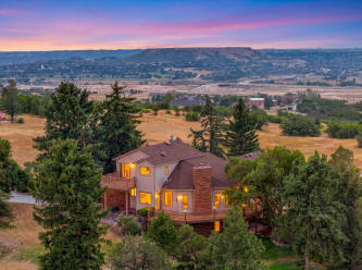 FOR SALE: 806 Twin Oaks Road | Castle Rock CO 80109 Twin Oaks - an equestrian community with bridle trails in Castle Rock
